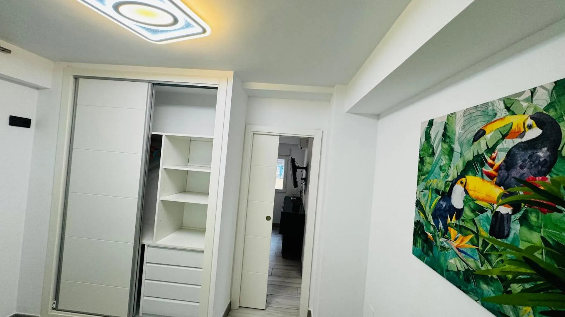 Apartamento Fabrynne Beach Malaga Apartment