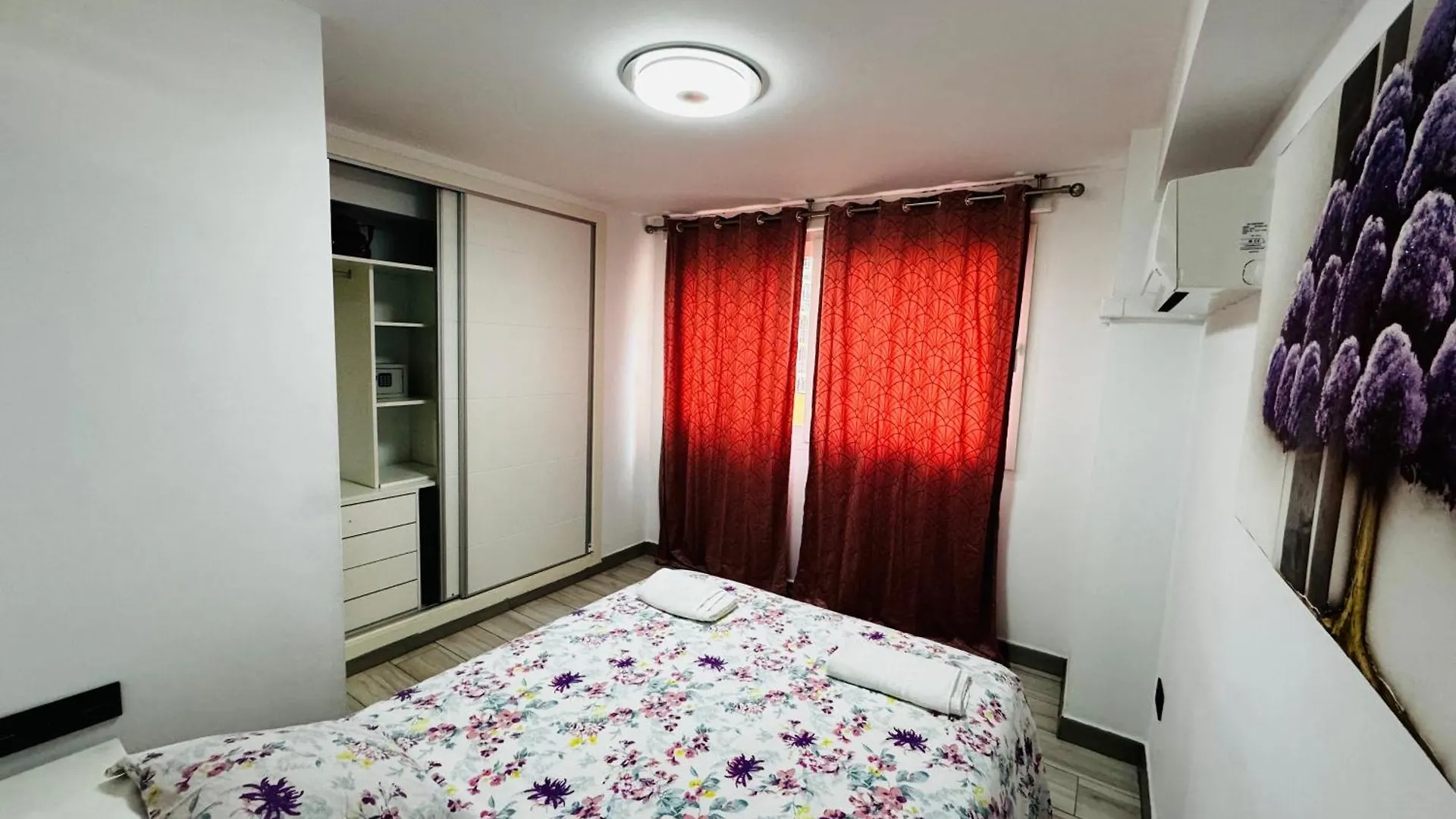 Apartamento Fabrynne Beach Malaga 0*,