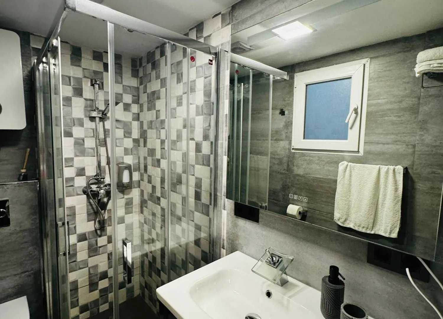 Apartamento Fabrynne Beach Malaga Apartment